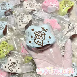 Crocodile-Shaped Cookies in Four Flavors, 145g, Clear PVC Packaging Product Image