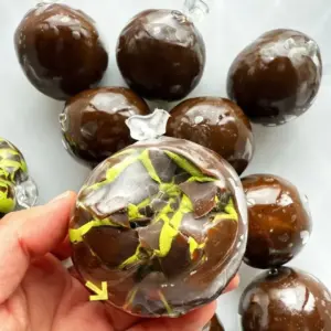 Cracked Shell Gummy Mint Chocolate Crisp Handmade Ball Squeeze Stress Relief Creative Fingertip Toy