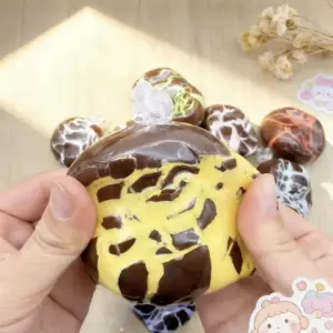 Cracked Shell Gummy Wax Gummy Mint Chocolate Crisp Handmade Ball Squeeze Stress Relief Creative Fingertip Toy Product Image